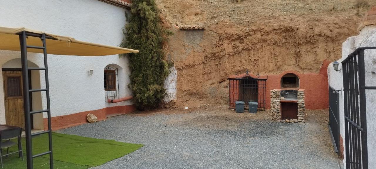 Casas Cueva Y Cortijo La Tala En Guadix Hotel Exterior photo