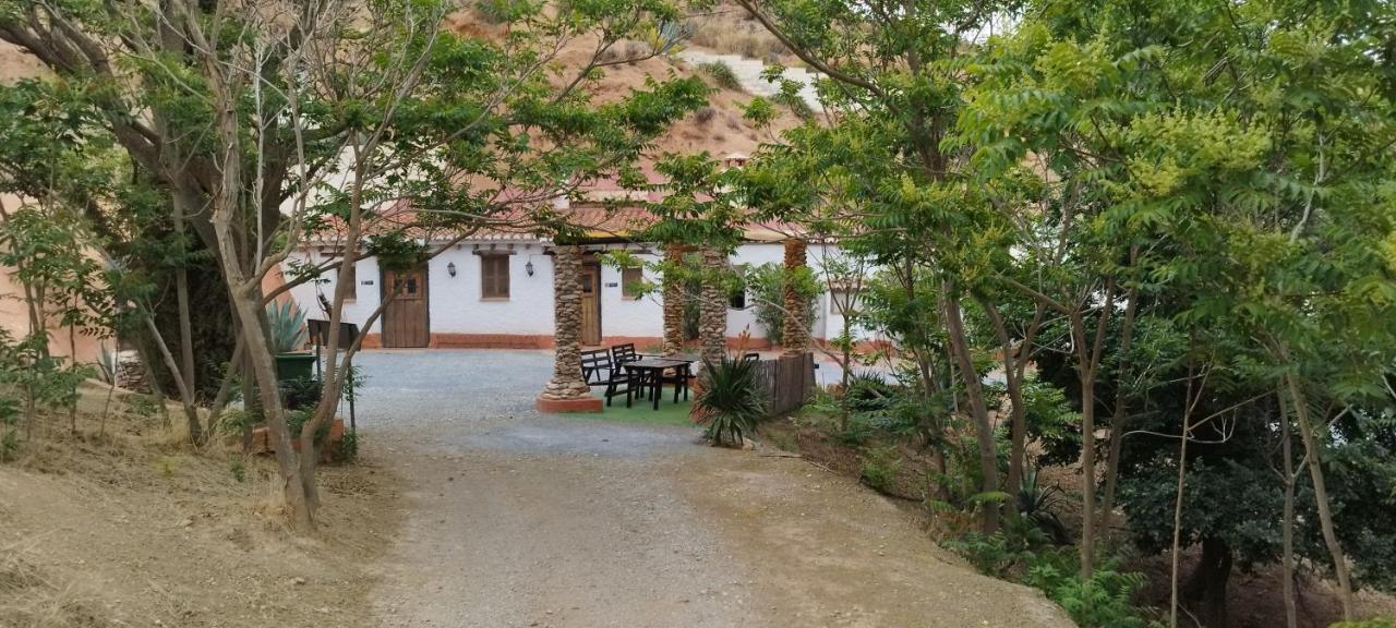 Casas Cueva Y Cortijo La Tala En Guadix Hotel Exterior photo