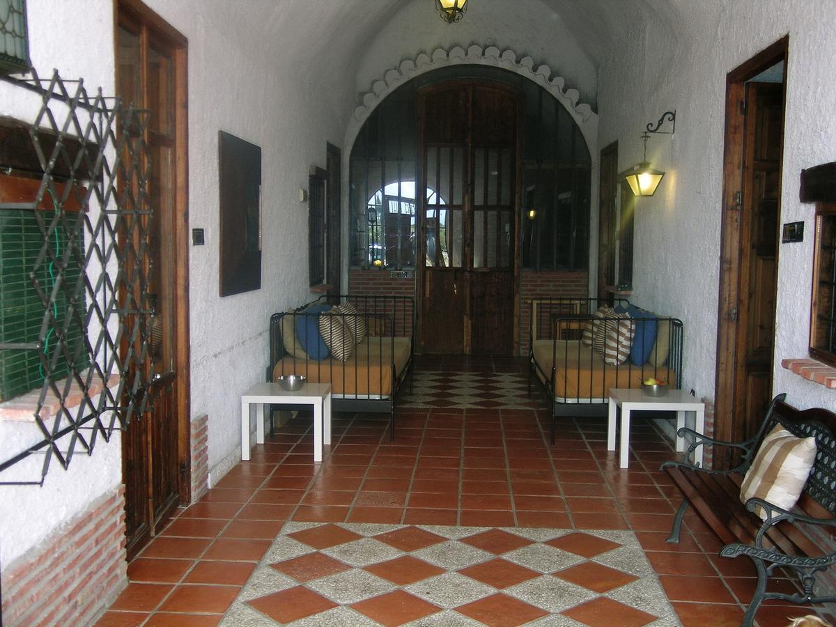 Casas Cueva Y Cortijo La Tala En Guadix Hotel Exterior photo