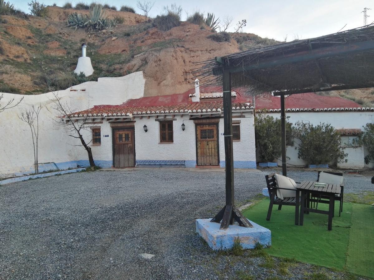 Casas Cueva Y Cortijo La Tala En Guadix Hotel Exterior photo